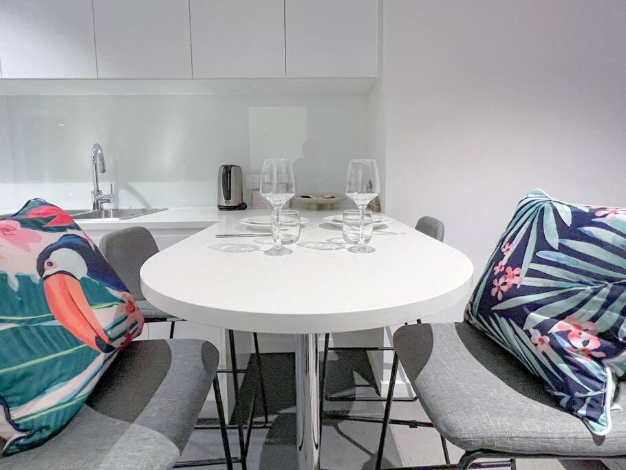 Amazing 2 Bedroom In Cbd! Brisbane Extérieur photo